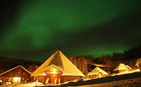 Vestvatn - Arctic Cabins